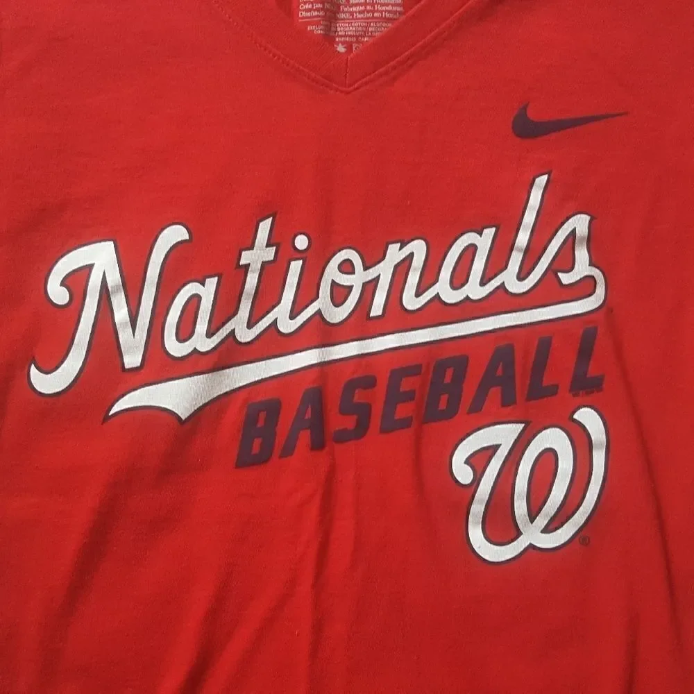 ‎Nike Nationals Baseball Slim Fit Vneck Red Tshirt Size Medium